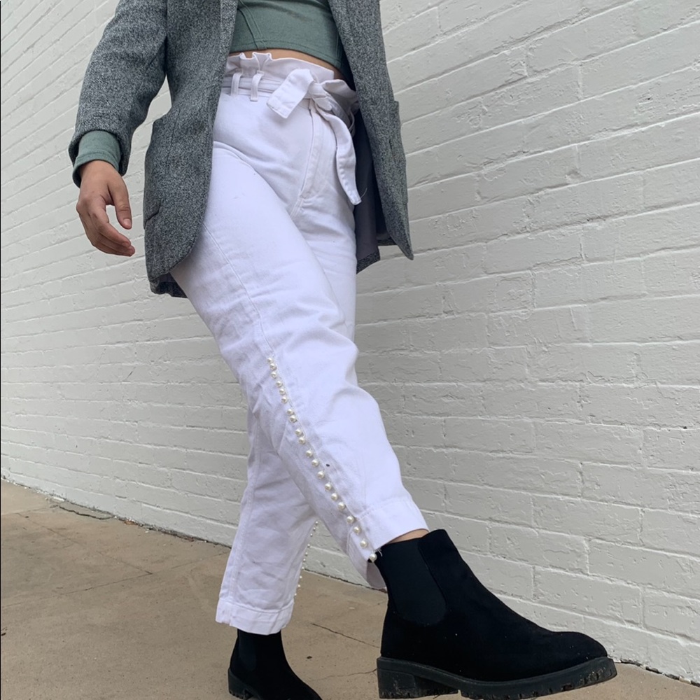 Zara Basic White Pearl Jeans